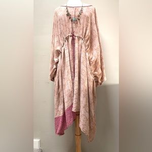 NWOT Kantha Bae Drawstring Waist Dress 🌸